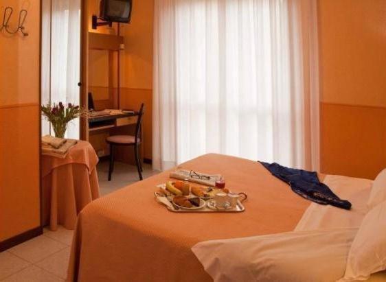 Giardino Hotel Milan Ruang foto
